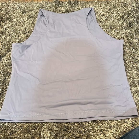 Tank top - Picture 2 of 4